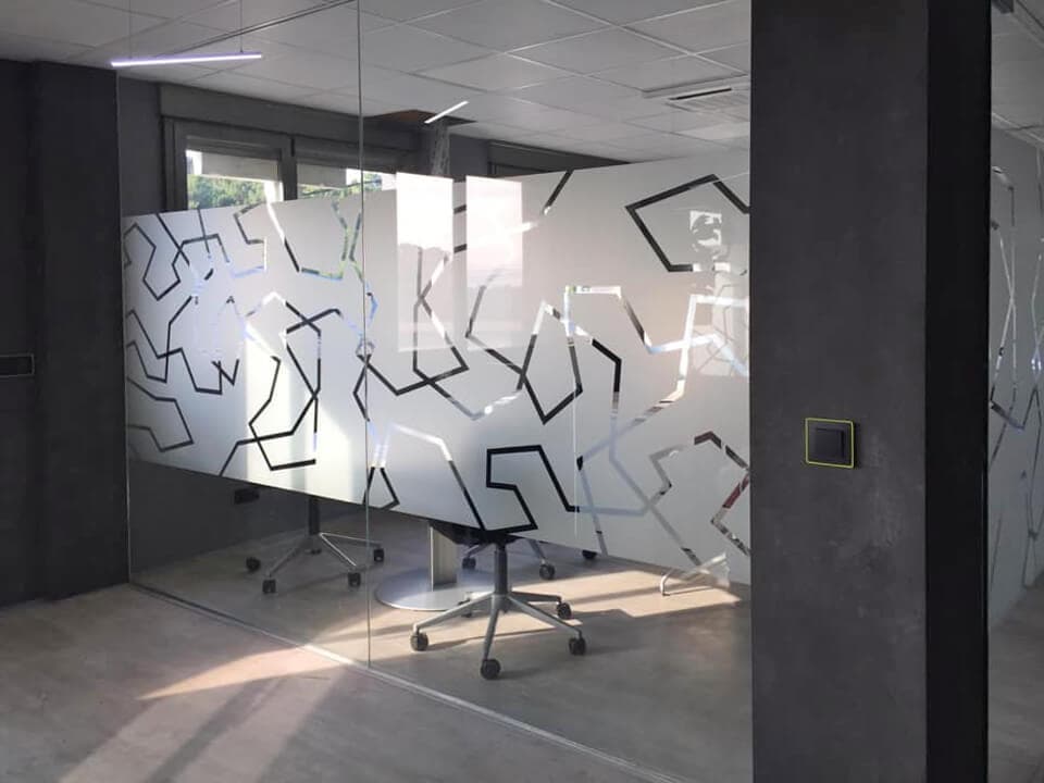 Fabricación de vidrios en las instalaciones de Cristalería Senín en Caldas